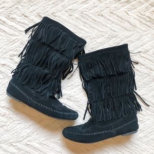 Fridge Moccasin Boots